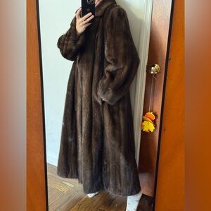 SOLD!!!!! Do not buy 
Elegant Dark Brown mink autumn haze Fur Coat
